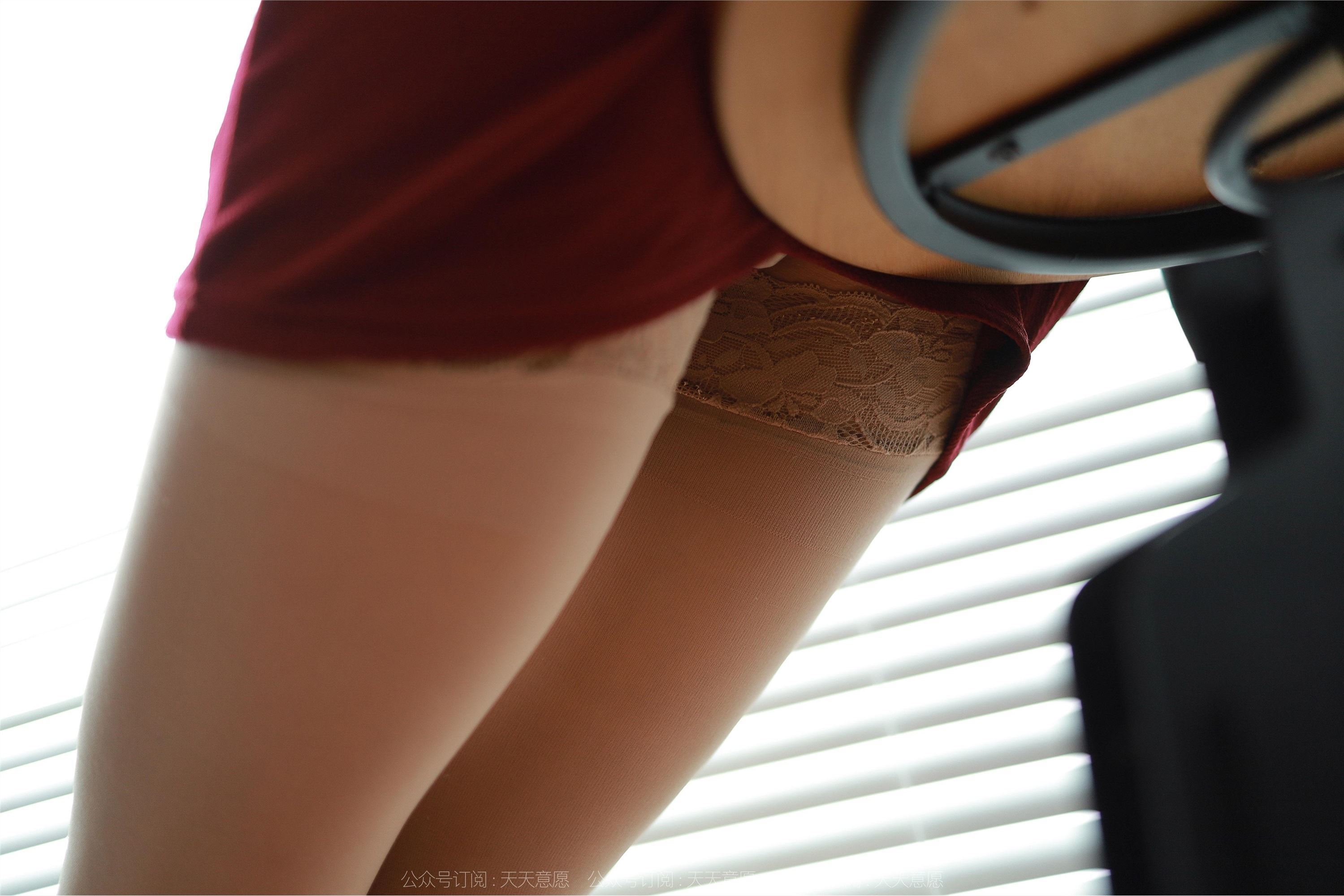 IESS异思趣向  2022.12.03 丝享家 1287 美子《玉足佳人》